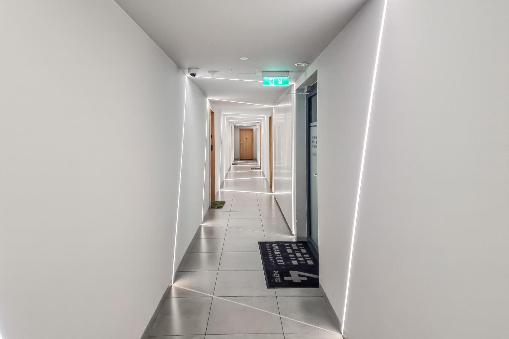 Awanport Ltc - Apartment غدينيا المظهر الخارجي الصورة